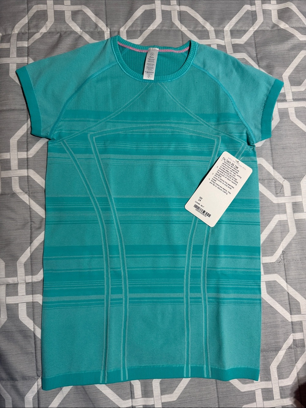 NWT Sz 14 ivivva Fly Tech SS Tee Aqua Blue